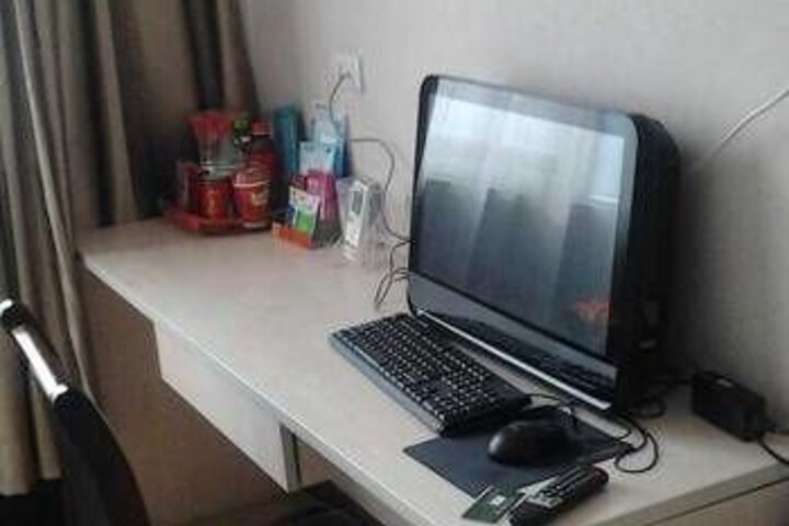 Room 3 of 14