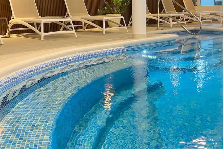 Pool 52 of 139