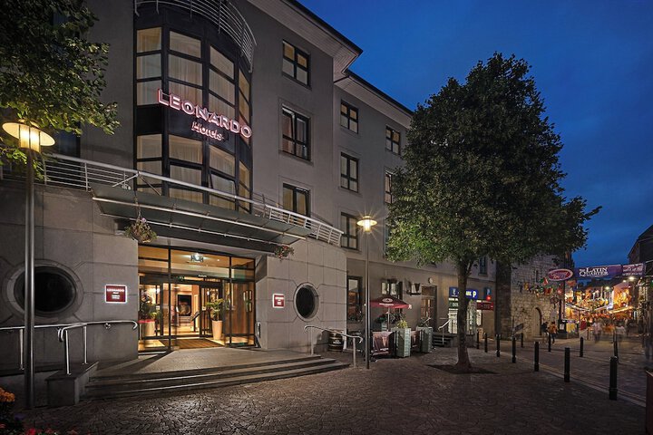 Hotel 63 of 69