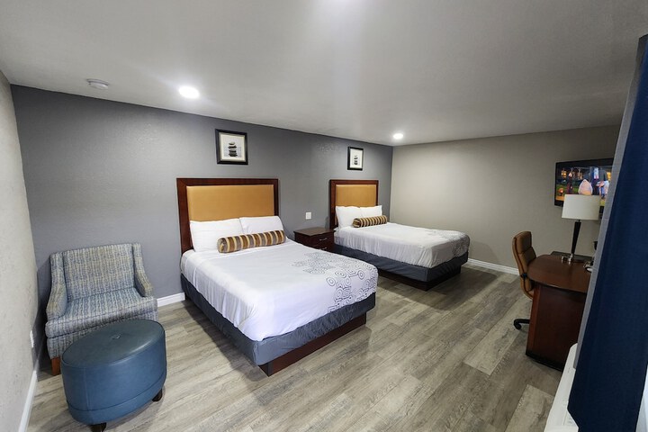 Room 11 of 31