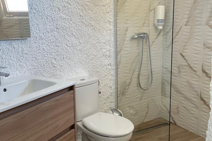 Room 48 of 120