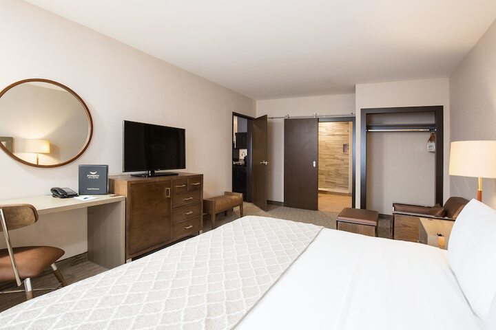 Room 10 of 52