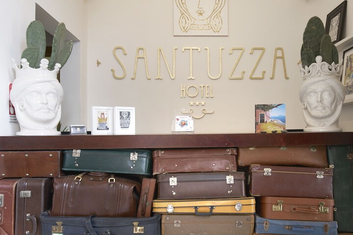 Hotel 2 of 43