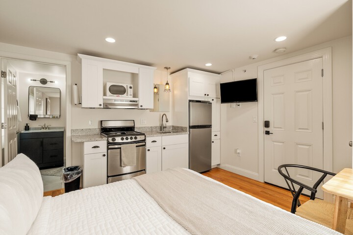 Room 45 of 63