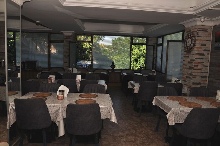 Hotel Interior 7 of 91