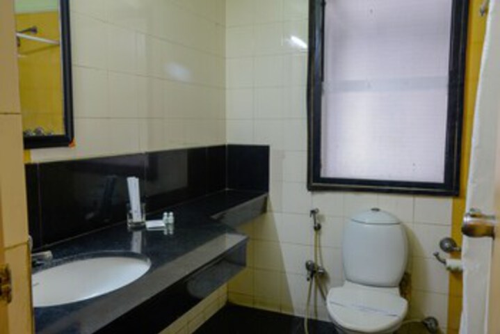 Room 2 of 15