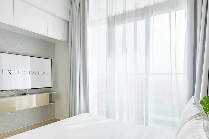 Room 4 of 19