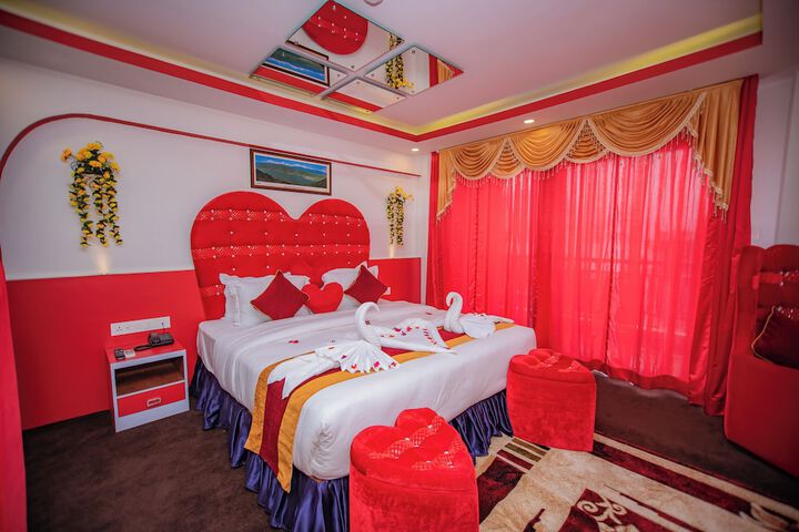 Room 12 of 70