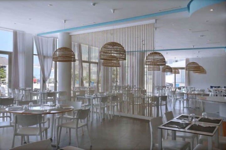 Dining 120 of 147