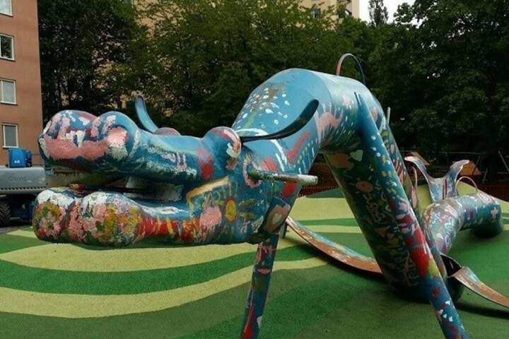 Children's play area - outdoor
