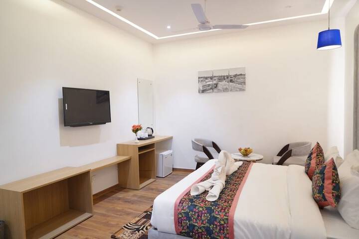 Room 7 of 23