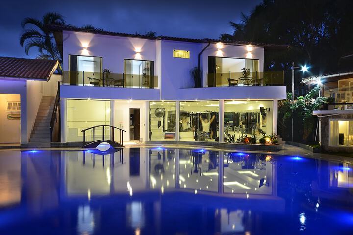 Pool 88 of 125