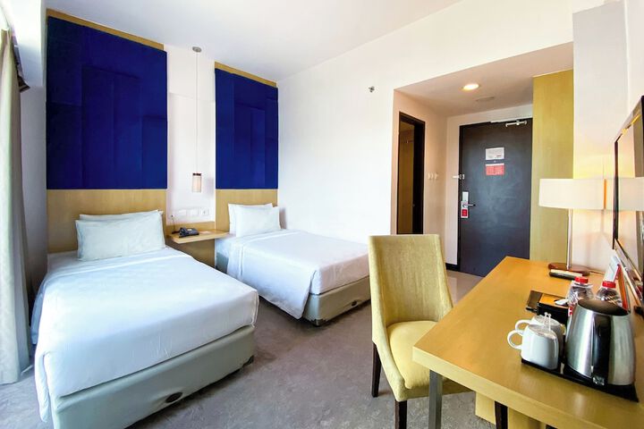 Room 17 of 73