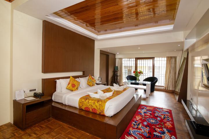 Room 15 of 60