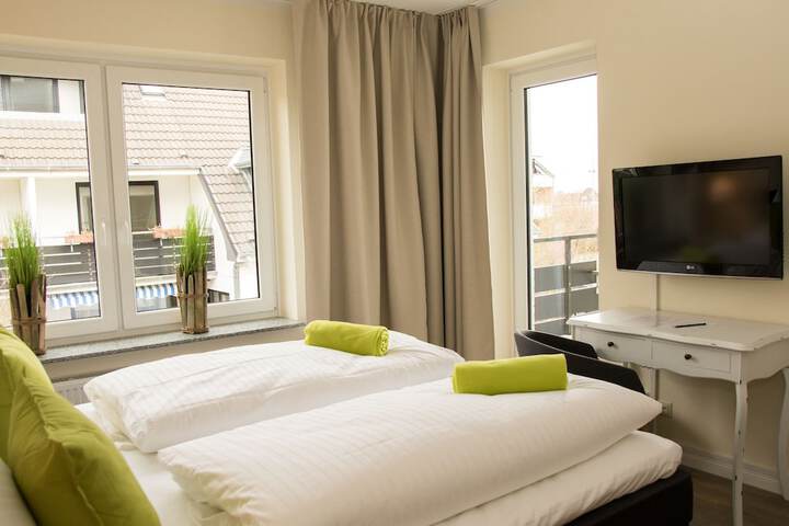Room 32 of 138