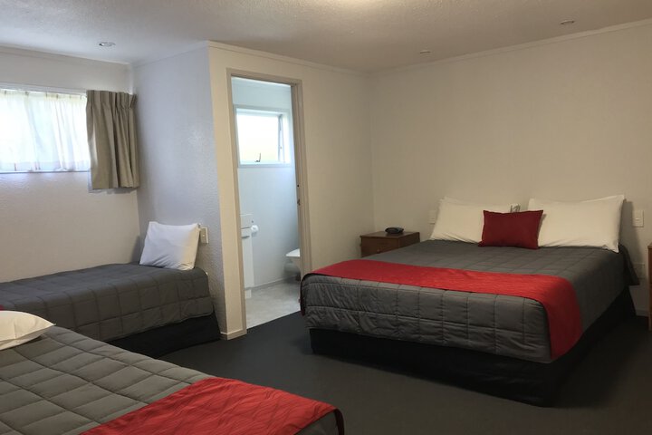 Room 26 of 107