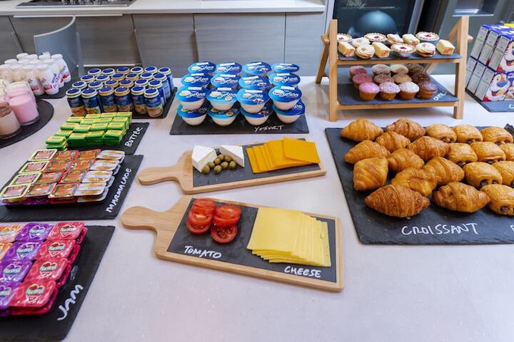 Breakfast buffet