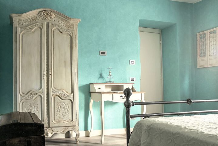 Room 14 of 48
