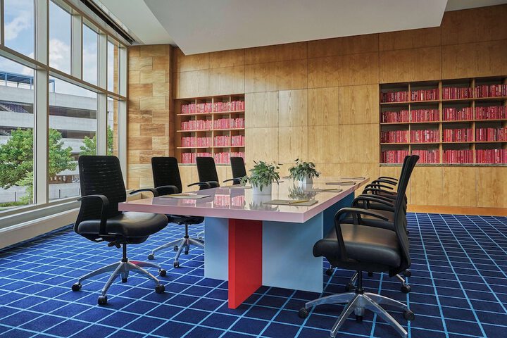 Meeting facility
