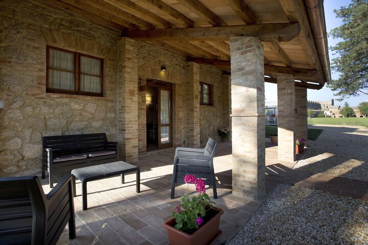 Terrace/Patio 83 of 98