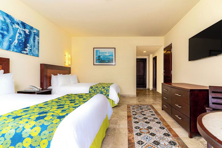 Room 20 of 34