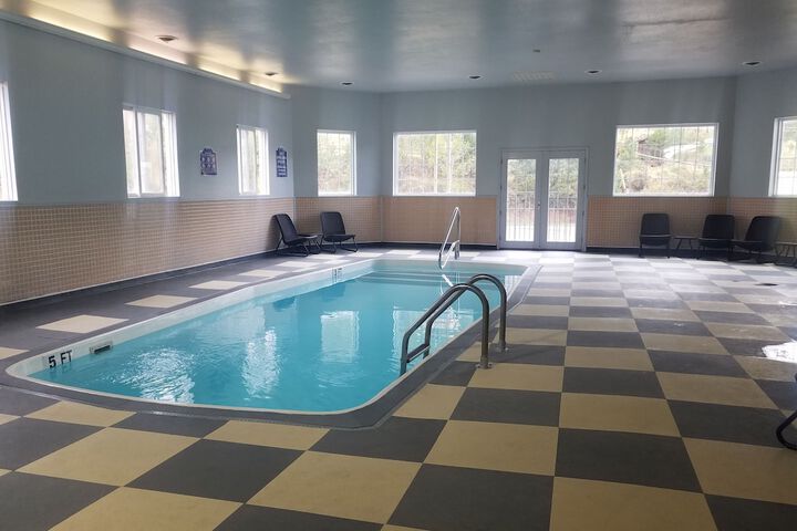 Pool 62 of 79