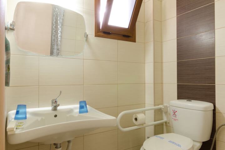 Room 15 of 54