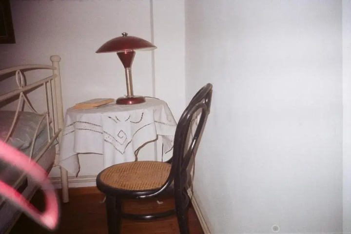 Room 4 of 20