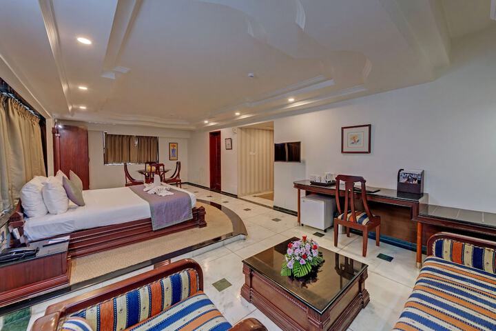 Room 14 of 19