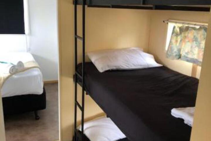 Room 123 of 161