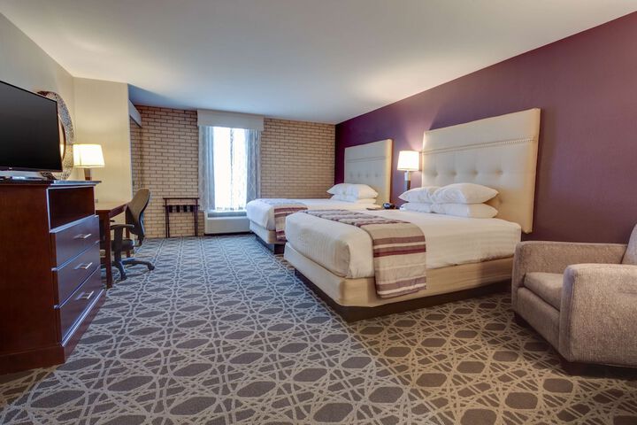 Room 10 of 38