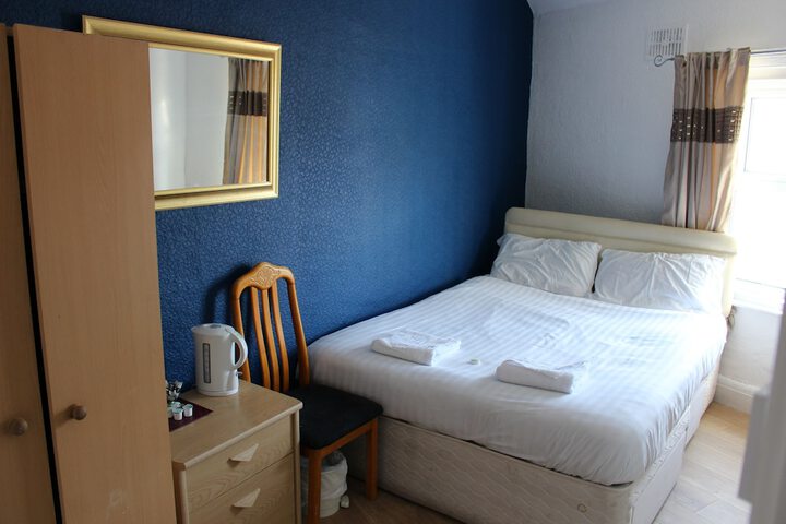 Room 32 of 106