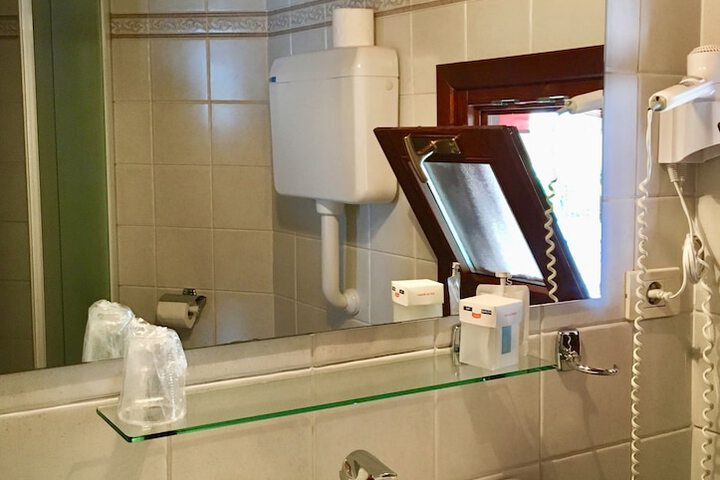 Clean Restrooms