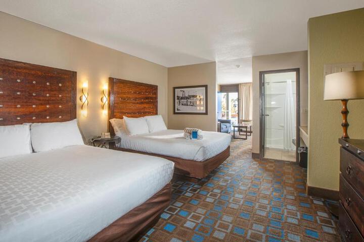 Pointe Suite Low Floor (16 of 19)