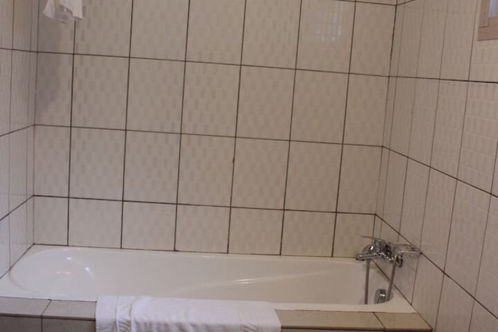 Room 34 of 56