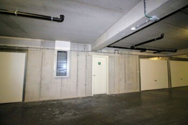 Room 10 of 26