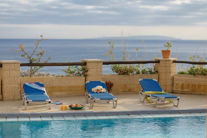 Pool 54 of 74
