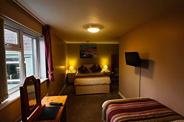 Room 15 of 46