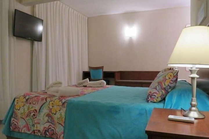 Room 15 of 27