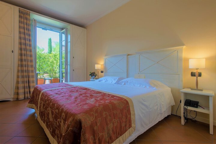Room 10 of 39