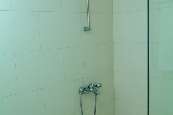 Room 34 of 46