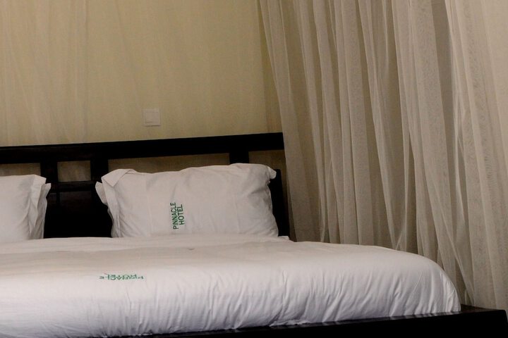 Room 10 of 41