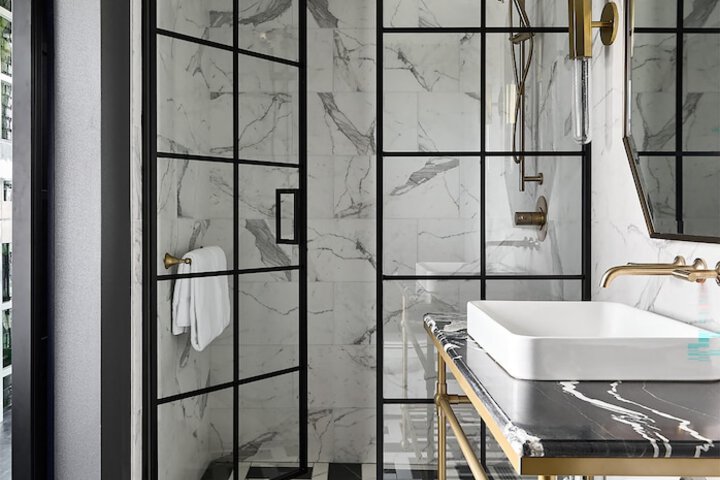 Bathroom shower