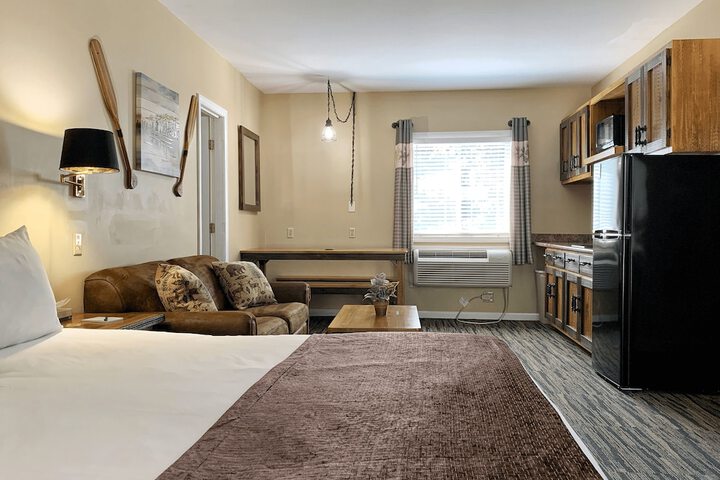 Room 13 of 85