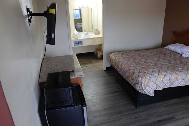 Room 31 of 43