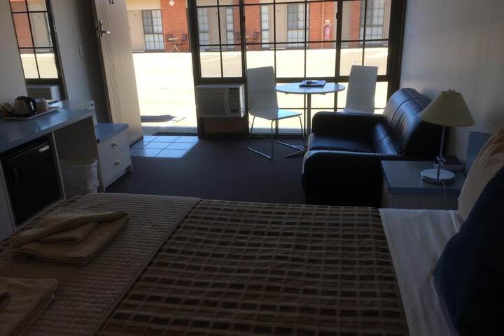 Room 15 of 64