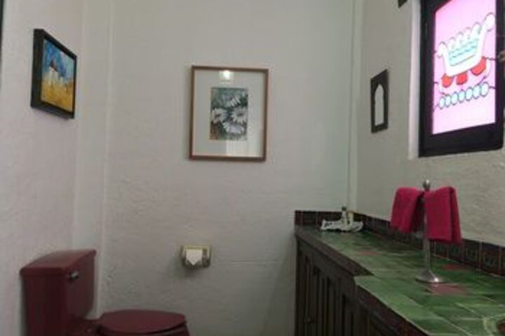 Room 4 of 42