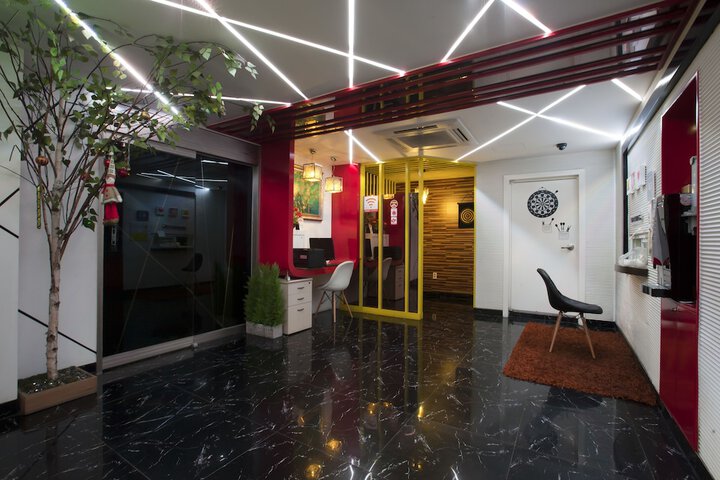 Hotel 2 of 77