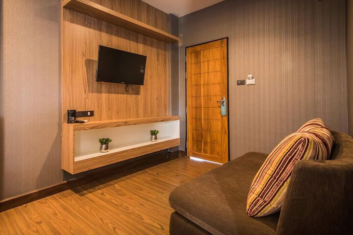 Room 14 of 22