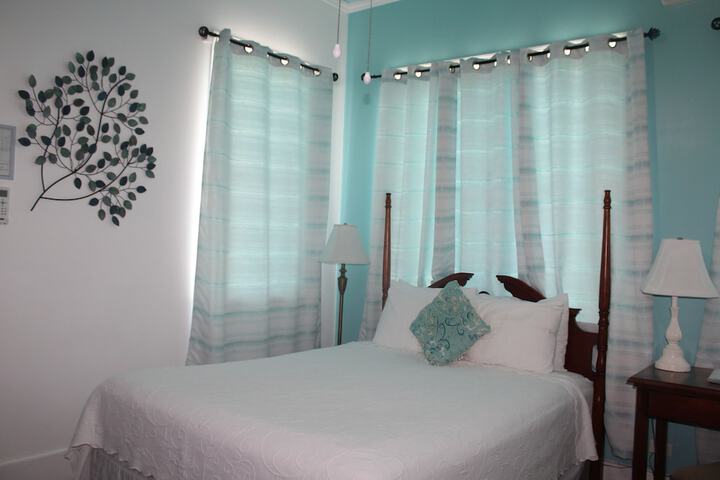 Room 50 of 98